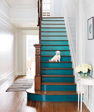 Friday Find | Melanie Makes -  Ombre Staircase