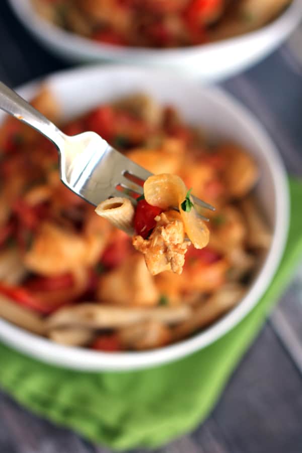 Weeknight Chicken Paprikash | Melanie Makes melaniemakes.com