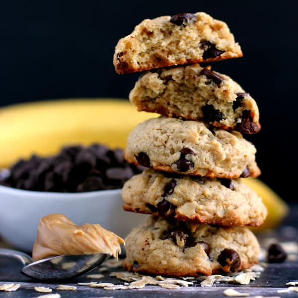 Peanut Butter Chocolate Chip Banana Oatmeal Cookies