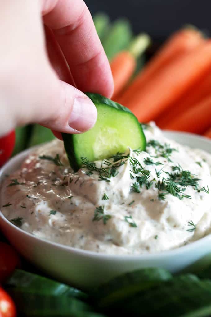 Yogurt Dill Vegetable Dip