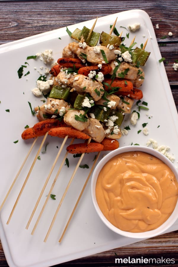 Buffalo Bleu Cheese Chicken Skewers | Melanie Makes melaniemakes.com