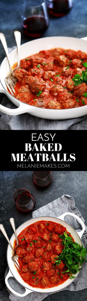 These Easy Baked Meatballs come together in just 10 minutes and then are baked to perfection in the oven.  No oil splatters or manning a frying pan required! #meatballs #beeffoodrecipes #beef #easyrecipe #baked #easydinner