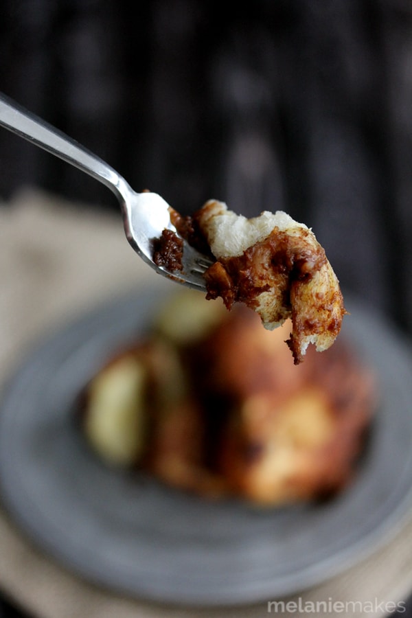 Quick and Easy Spiced Maple Pumpkin Pull Apart Rolls | Melanie Makes