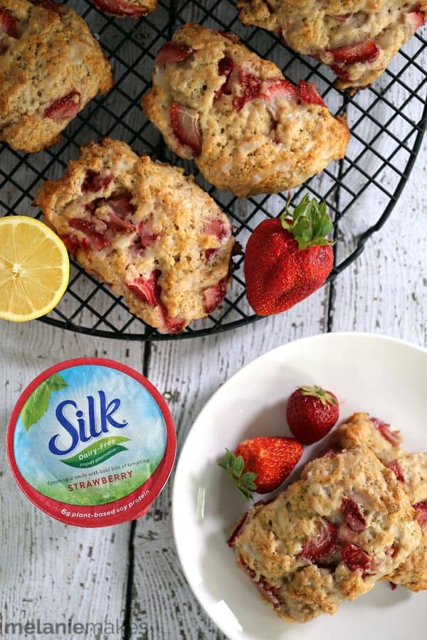 Strawberry Lemonade Scones | Melanie Makes