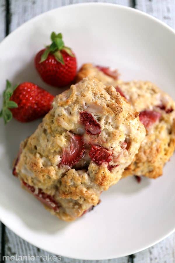 Strawberry Lemonade Scones | Melanie Makes
