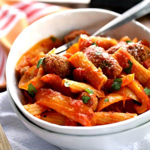 One Pot Sausage and Peppers Pasta