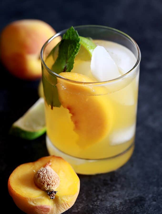 Peach Prosecco Mojitos