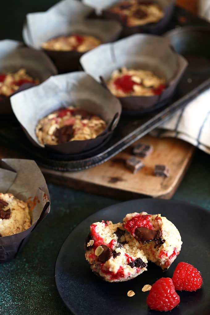 These five ingredient Raspberry Chocolate Chunk Oatmeal Muffins are totally coffee shop worthy, yet take just five minutes to prep thanks to my kitchen shortcut.